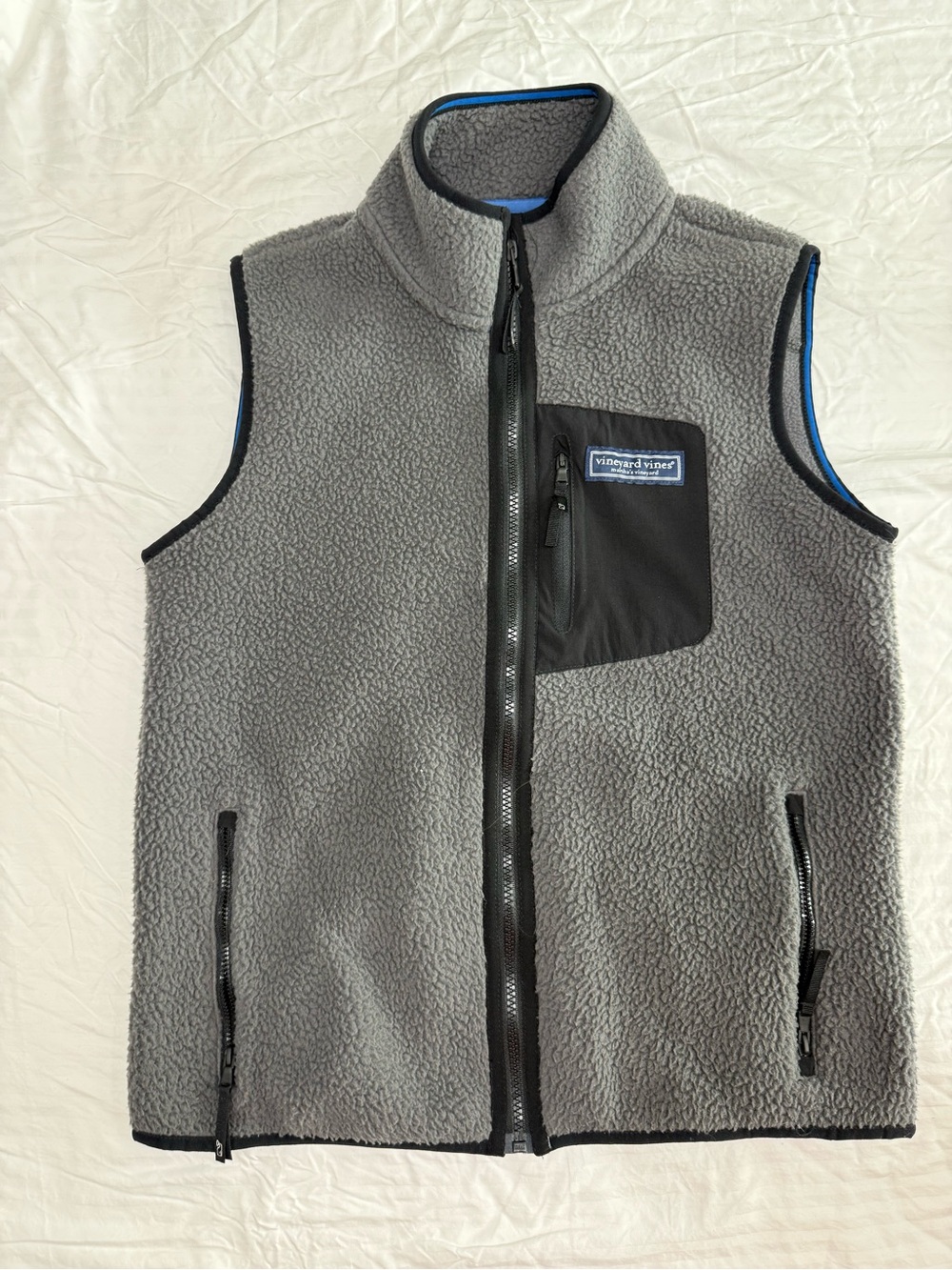 Vineyard Vines Gray Sherpa Fleece Vest with Black Pocket Trim